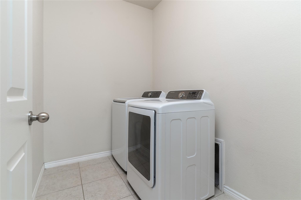 1404 Villa Paloma Boulevard - Photo 21