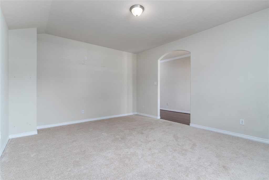 1404 Villa Paloma Boulevard - Photo 5
