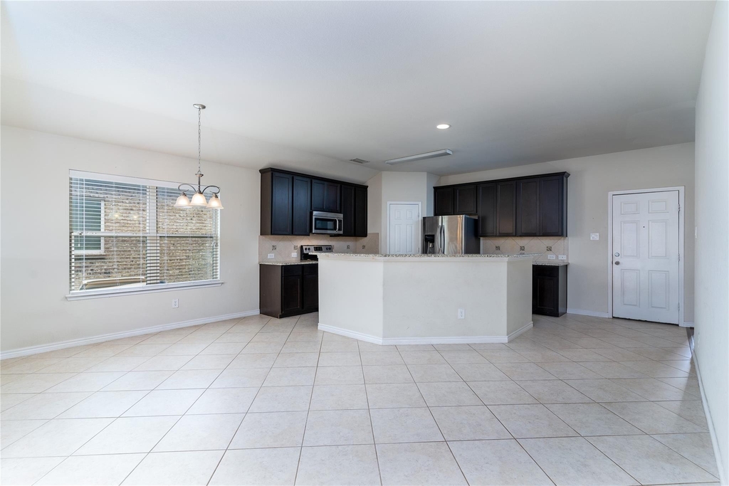 1404 Villa Paloma Boulevard - Photo 12