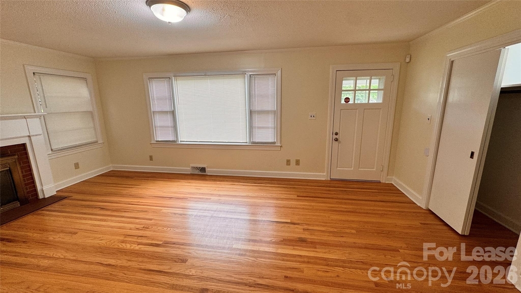 690 Brookdale Drive - Photo 11