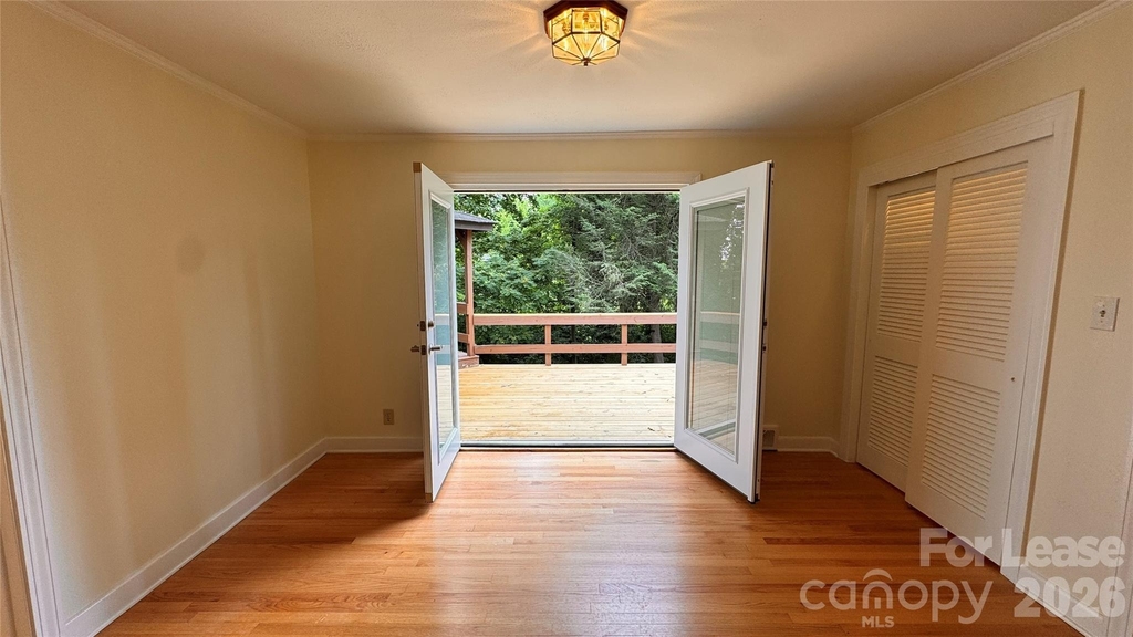690 Brookdale Drive - Photo 7