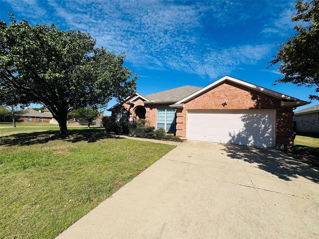 1545 Avonlea Drive - Photo 1