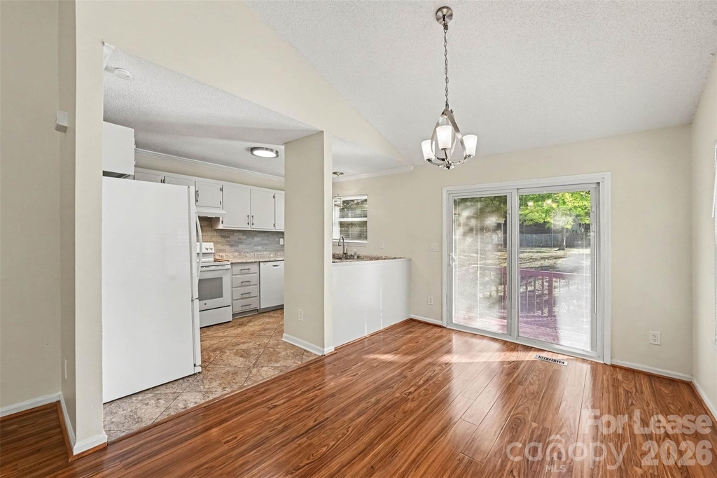 3227 Archdale Drive - Photo 4