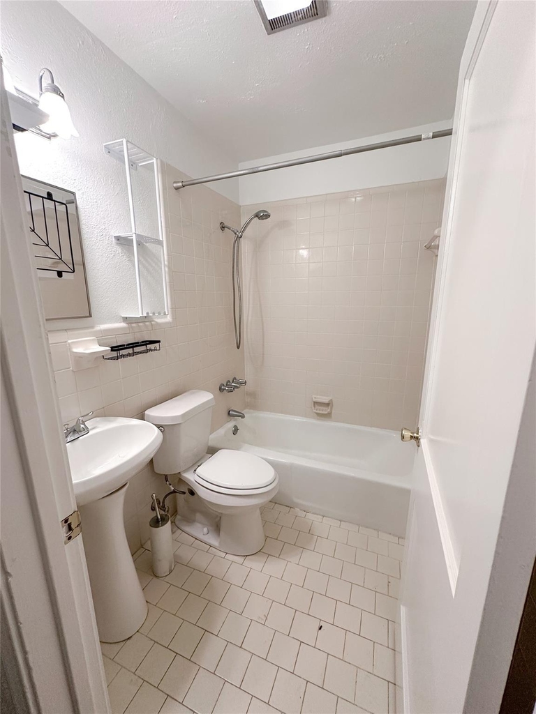 6454 Camp Bowie Boulevard - Photo 26