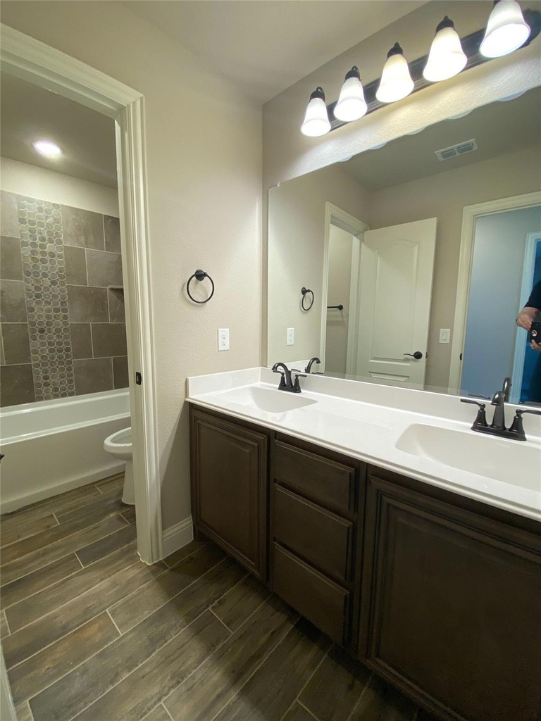 313 Richard Street - Photo 12