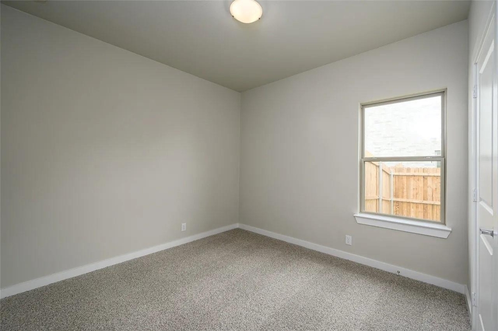 205 Woodhollow Drive - Photo 15
