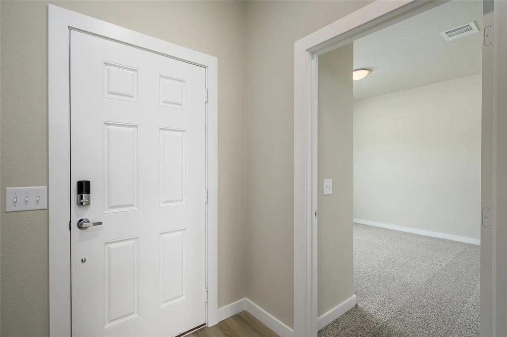 205 Woodhollow Drive - Photo 2
