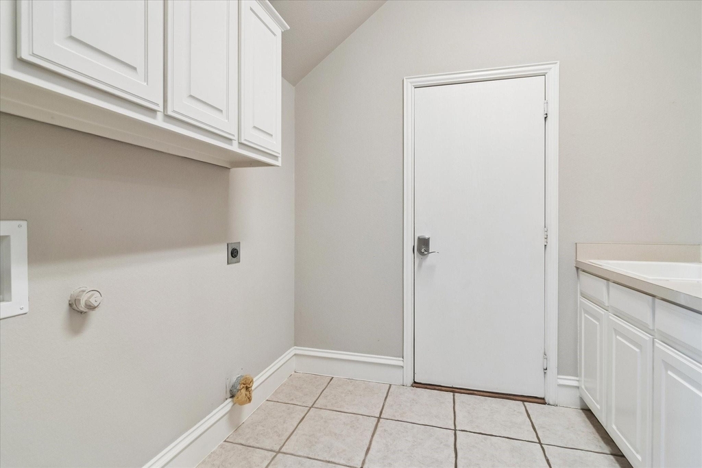 8323 Albritton Drive - Photo 35