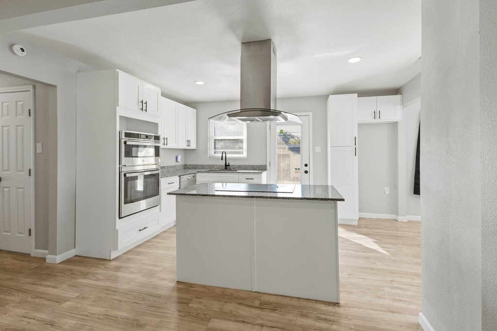 2116 Ridgeway Street - Photo 10