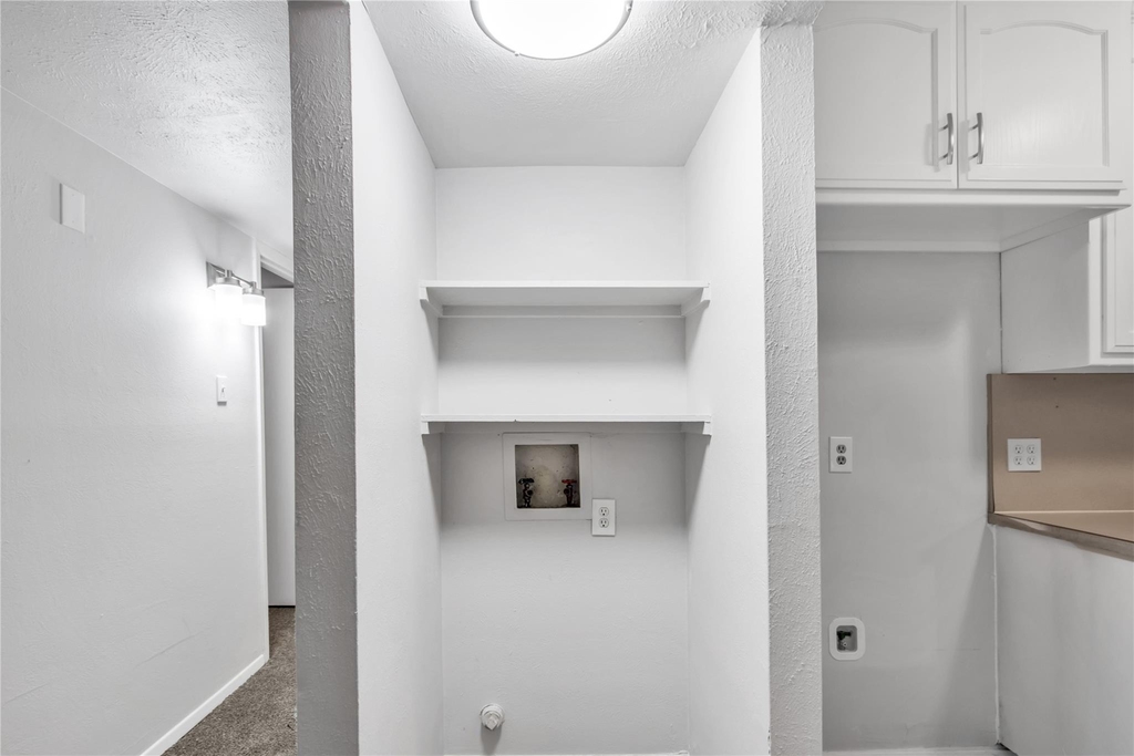 1714 Granada Drive - Photo 10