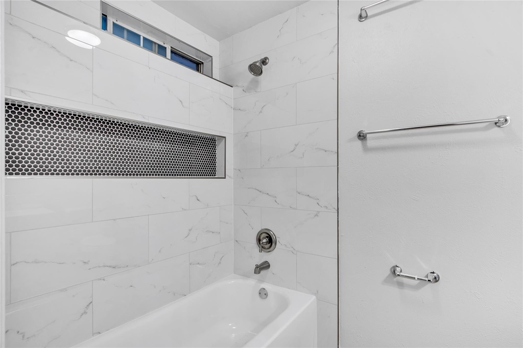 1714 Granada Drive - Photo 16