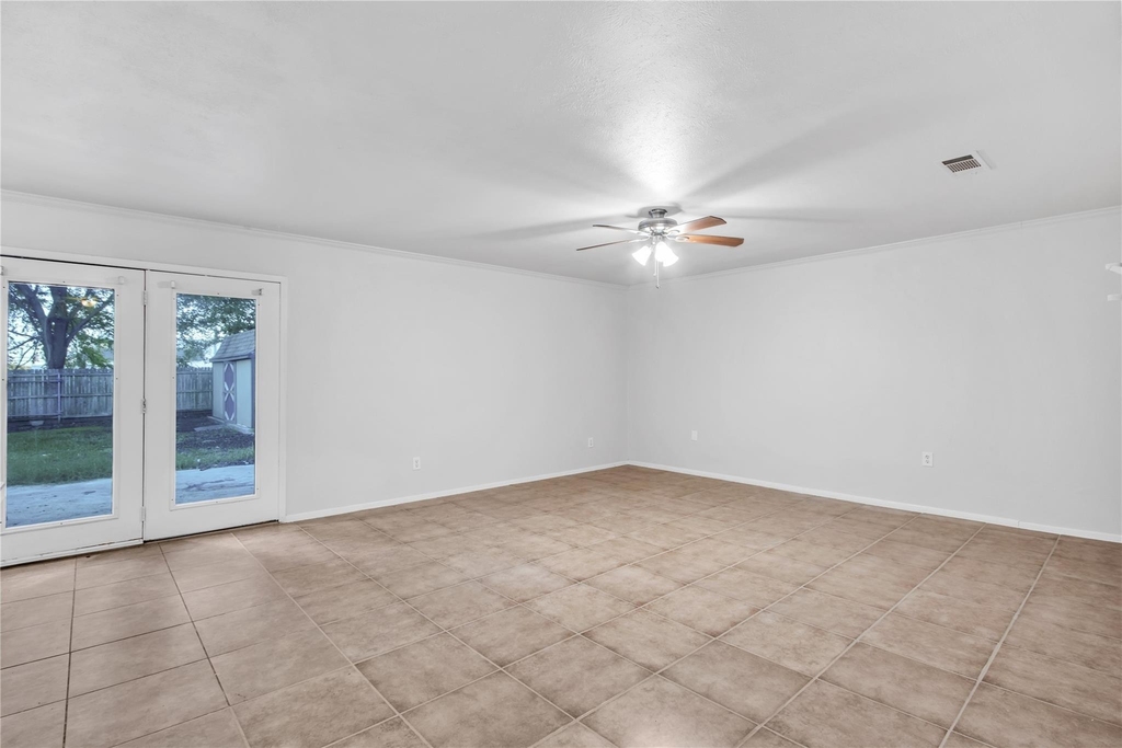 1714 Granada Drive - Photo 7