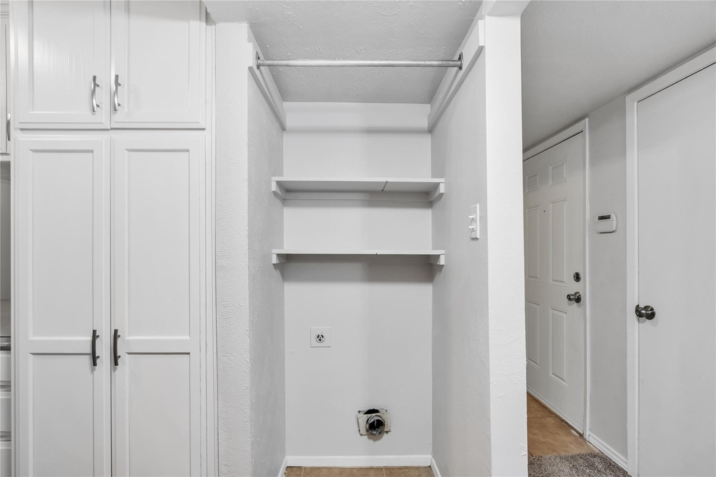 1714 Granada Drive - Photo 11