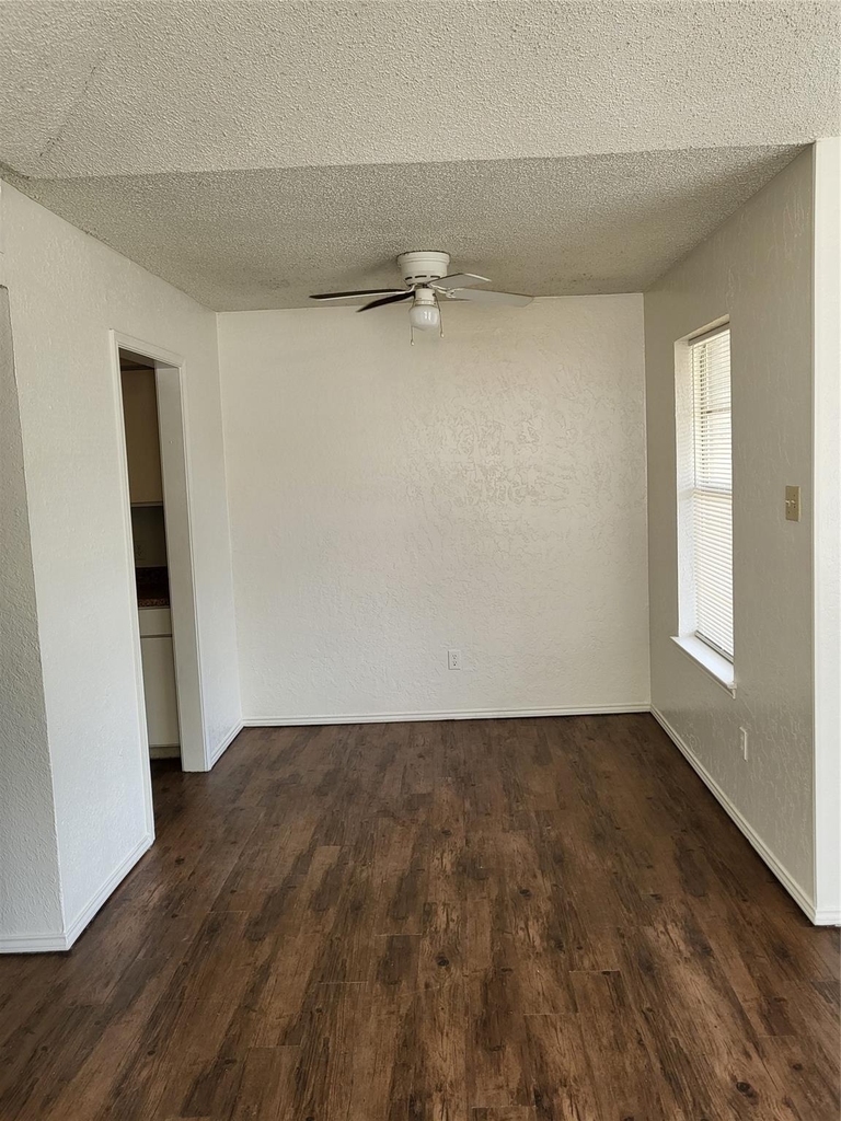 1727 Justin Lyn Street - Photo 3