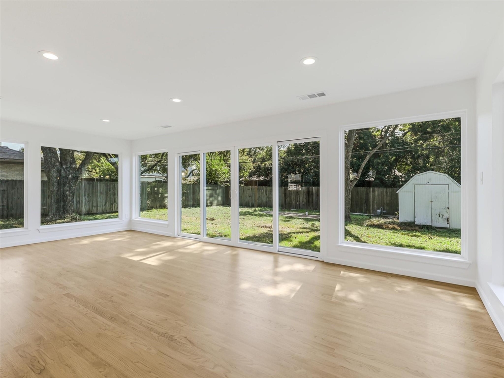 4026 Beechwood Lane - Photo 14