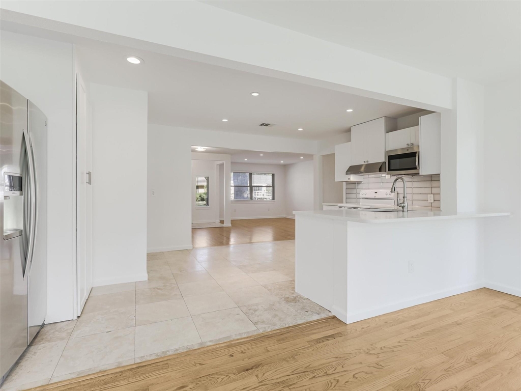 4026 Beechwood Lane - Photo 10