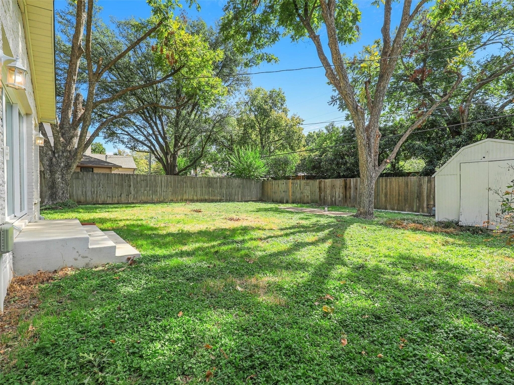 4026 Beechwood Lane - Photo 23