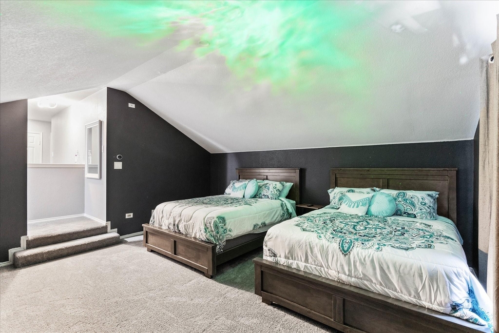 1047 Stream Drive - Photo 32