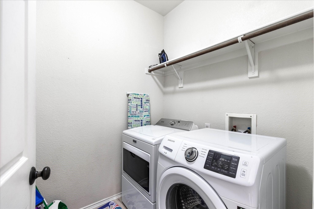 1047 Stream Drive - Photo 33