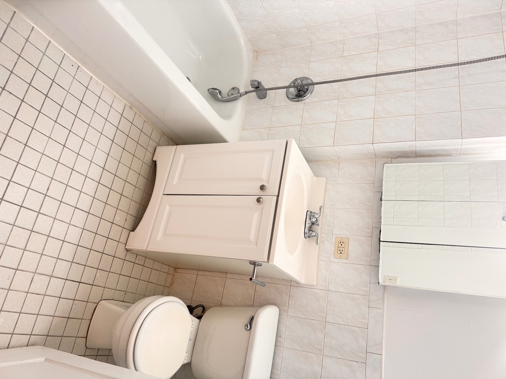 32-08 Union Street Flushing NY 11354 - Photo 5