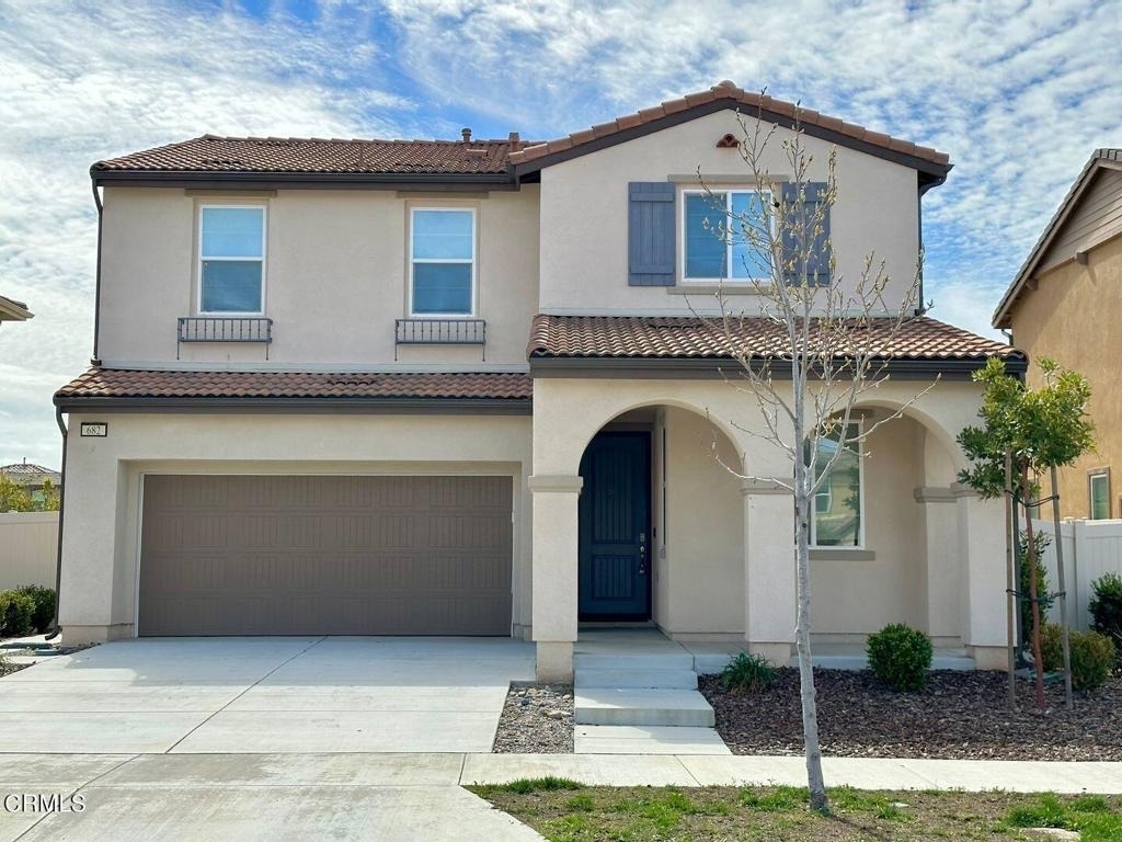 682 Seine River Way - Photo 0