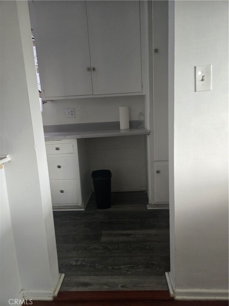 25437 Edgemont - Photo 23