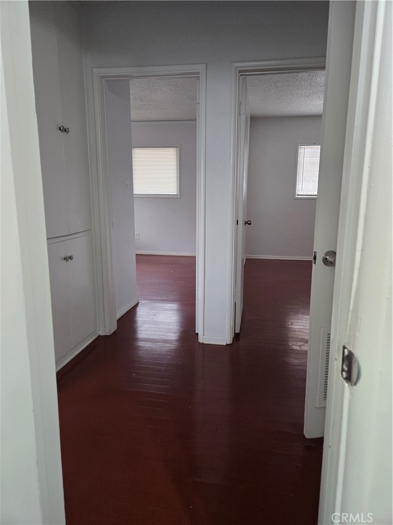 25437 Edgemont - Photo 26