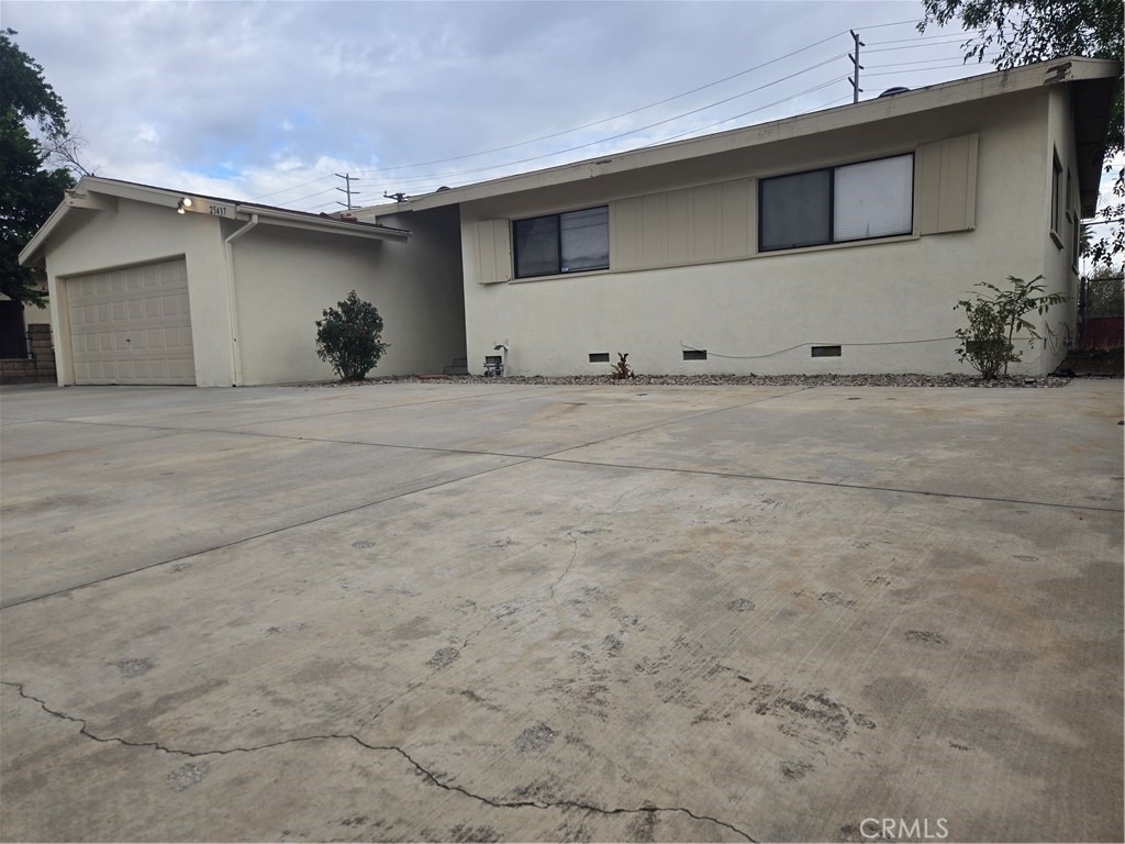 25437 Edgemont - Photo 6