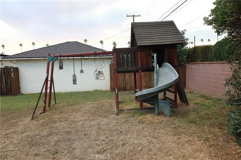 1445 E Workman - Photo 40