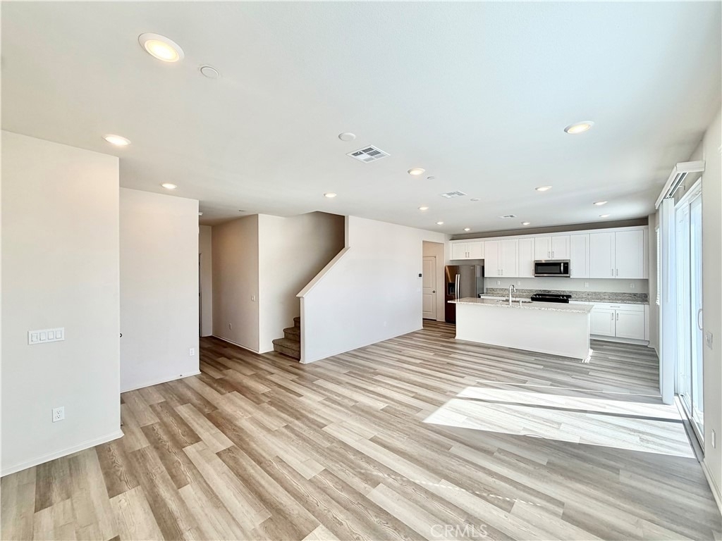 31799 Woodbank Way - Photo 5