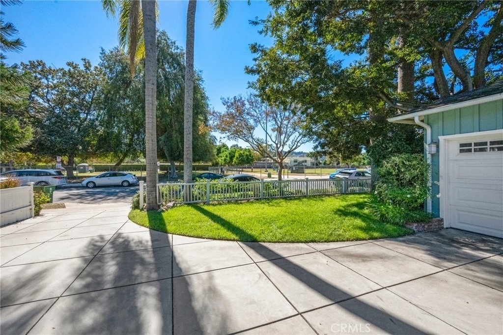 12609 Milbank Street - Photo 28