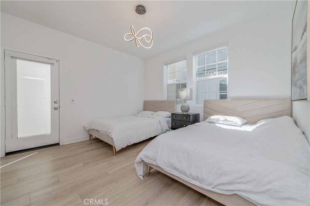 1092 W North - Photo 5