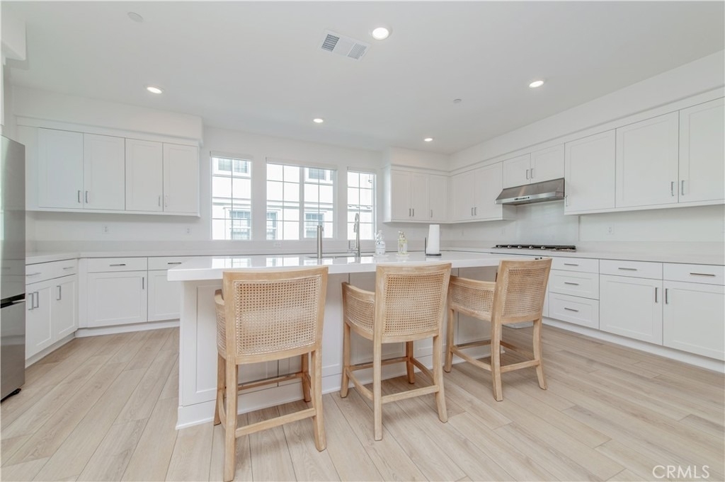 1092 W North - Photo 10