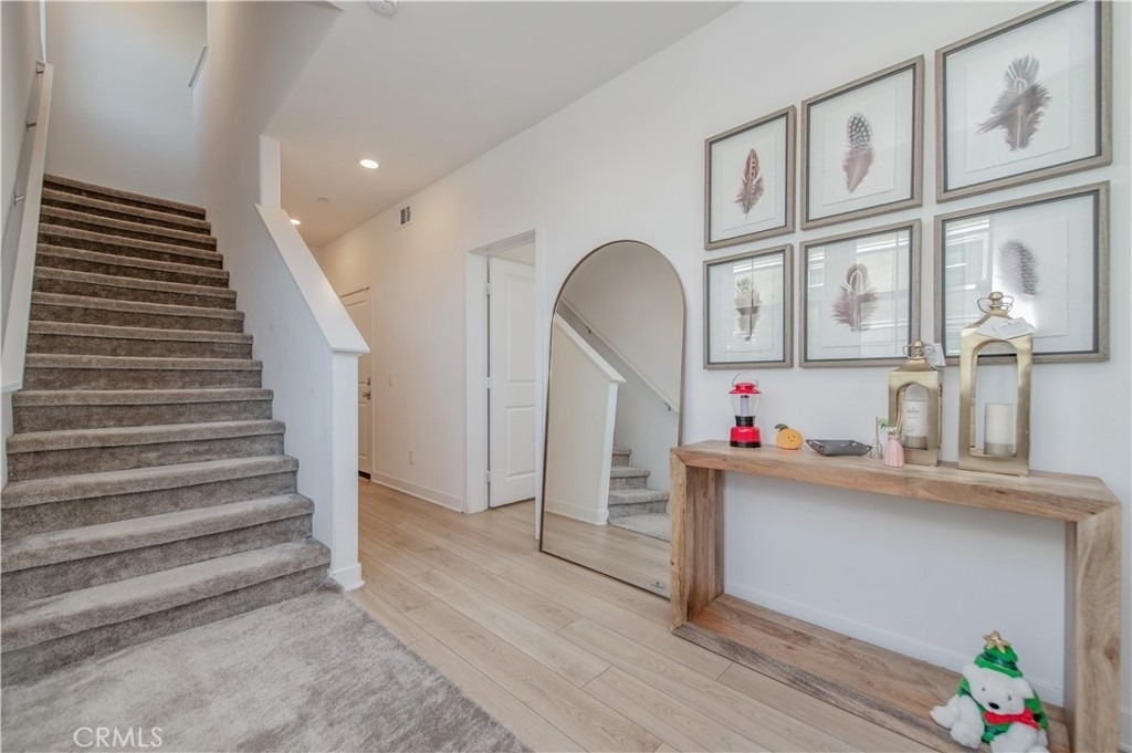 1092 W North - Photo 3