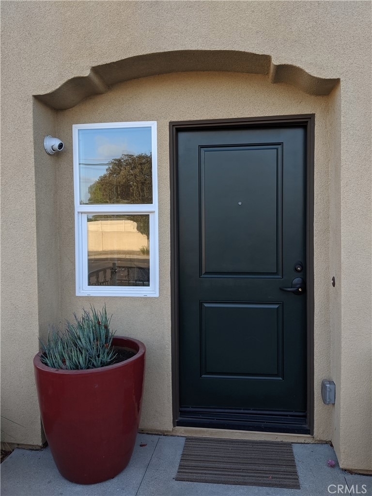 668 S District - Photo 1