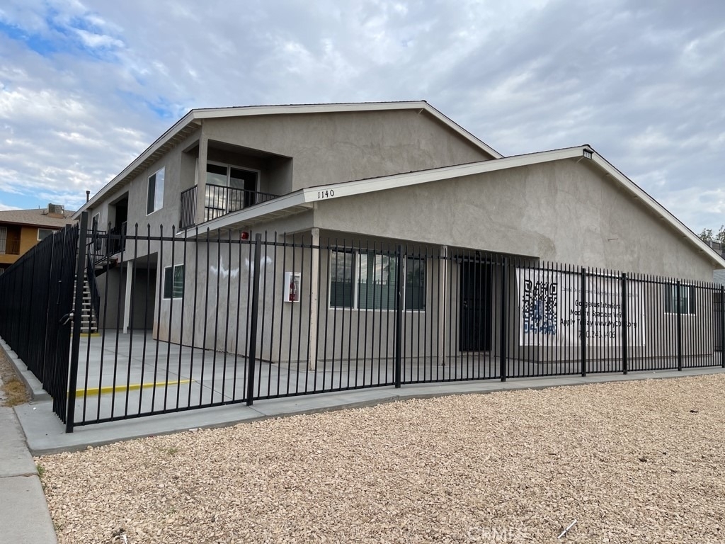 1140 Deseret Avenue - Photo 0