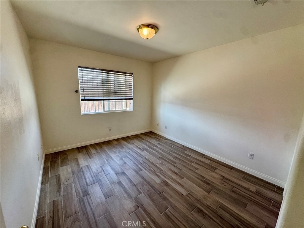 10307 Butte Street - Photo 15