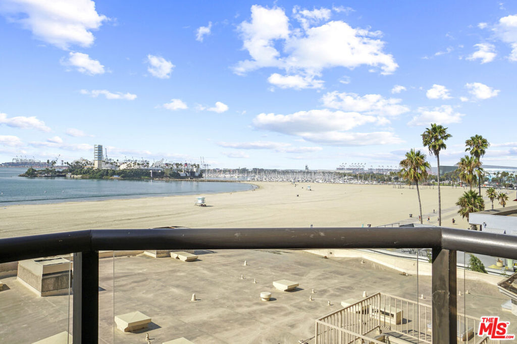 1230 E Ocean Boulevard - Photo 32