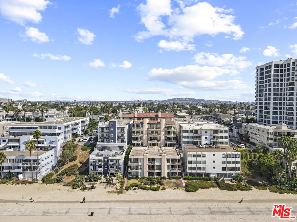 1230 E Ocean Boulevard - Photo 0