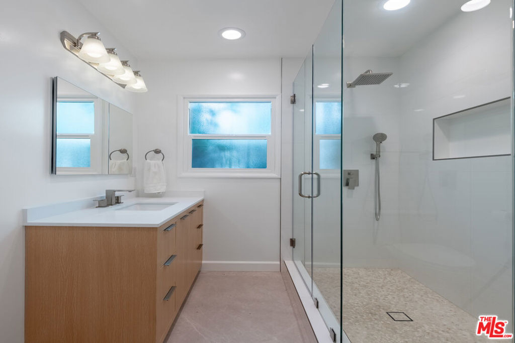 2828 Avenel Street - Photo 16