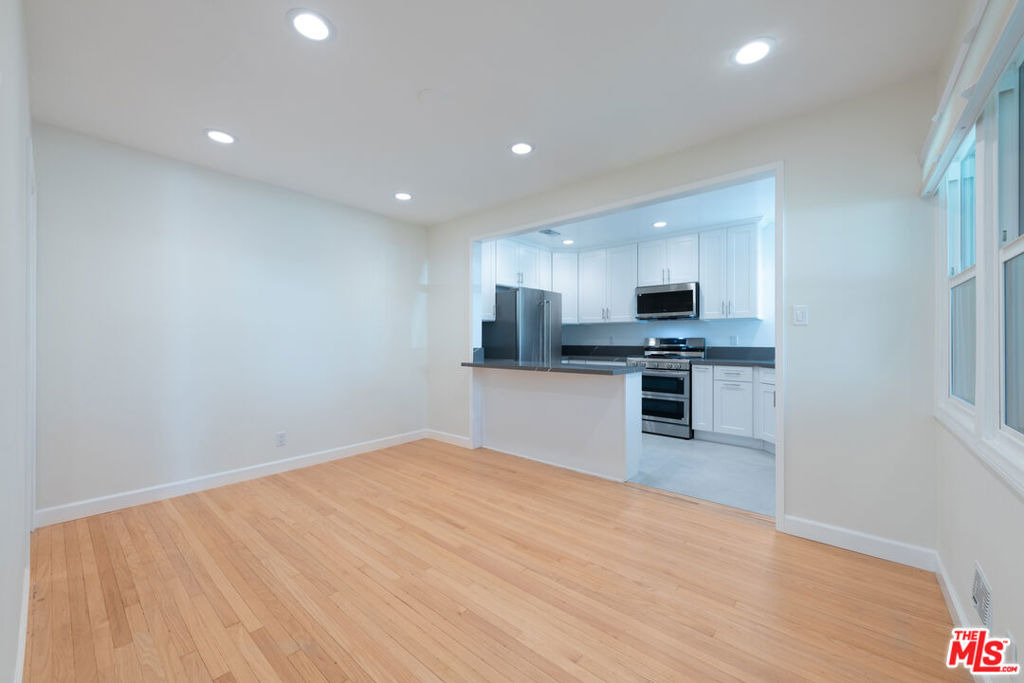 2828 Avenel Street - Photo 7