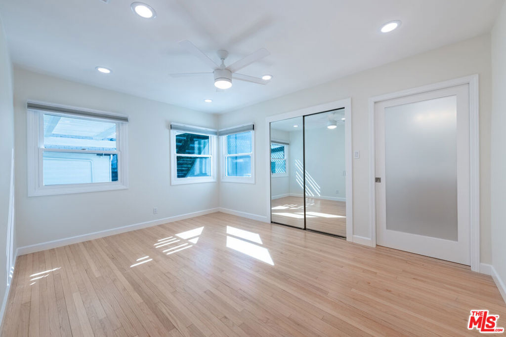 2828 Avenel Street - Photo 12