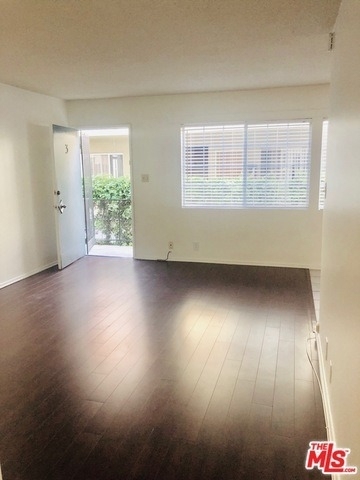 1434 11th Street - Photo 1