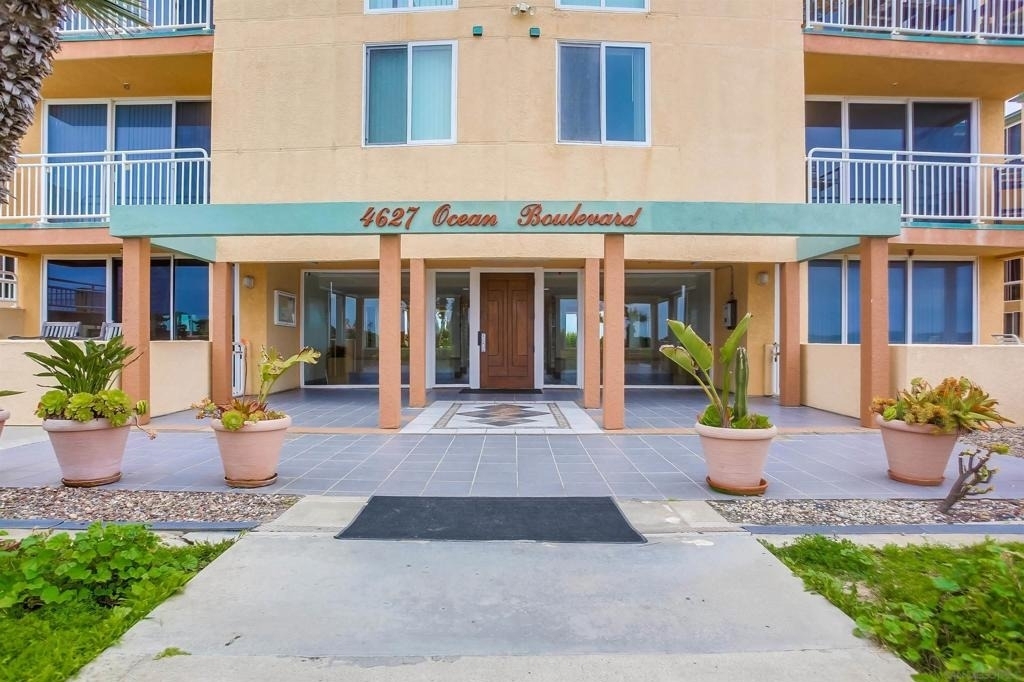 4627 Ocean Blvd - Photo 6