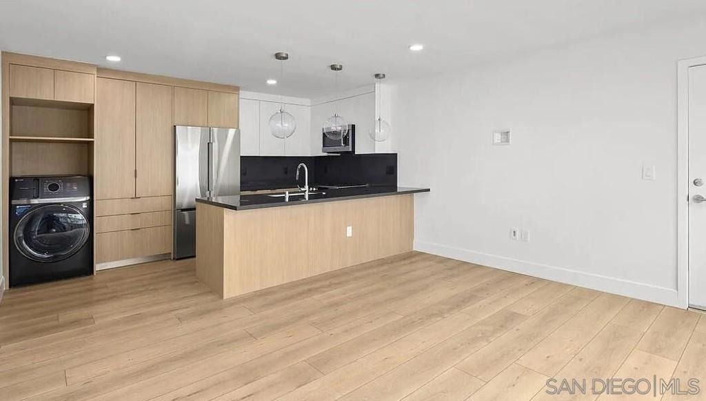 1534 Diamond St - Photo 0