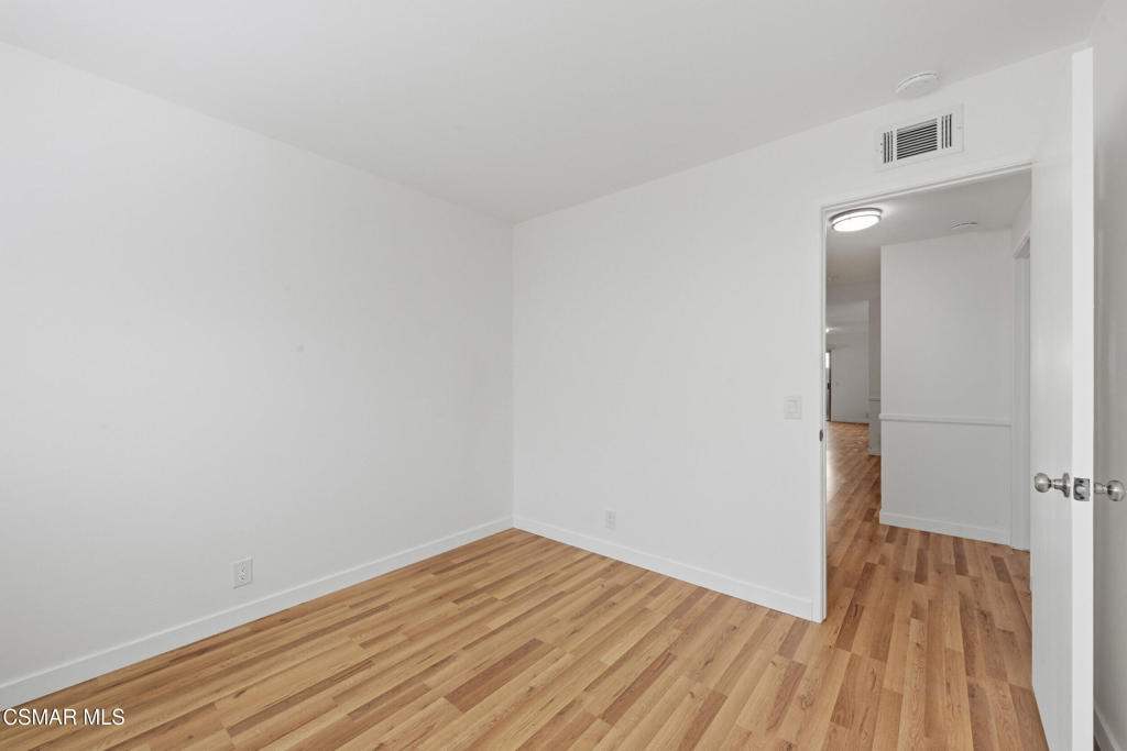 2523 Mandan Court - Photo 17
