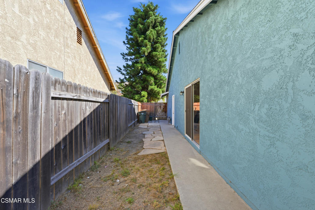 2523 Mandan Court - Photo 25