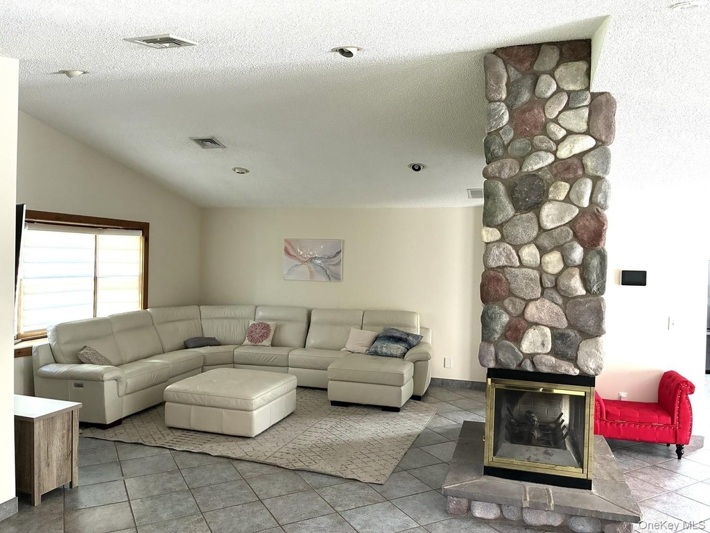 158 Wade Road - Photo 2