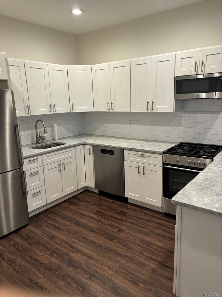 134 Tulip Avenue - Photo 9