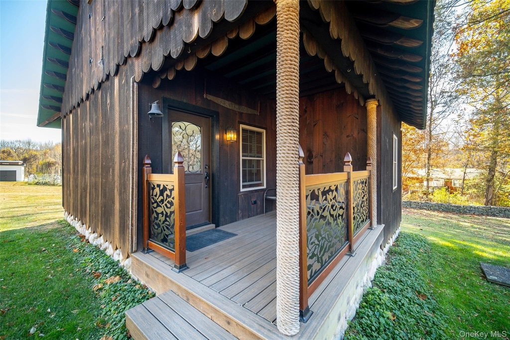 35 Clara Avenue - Photo 3